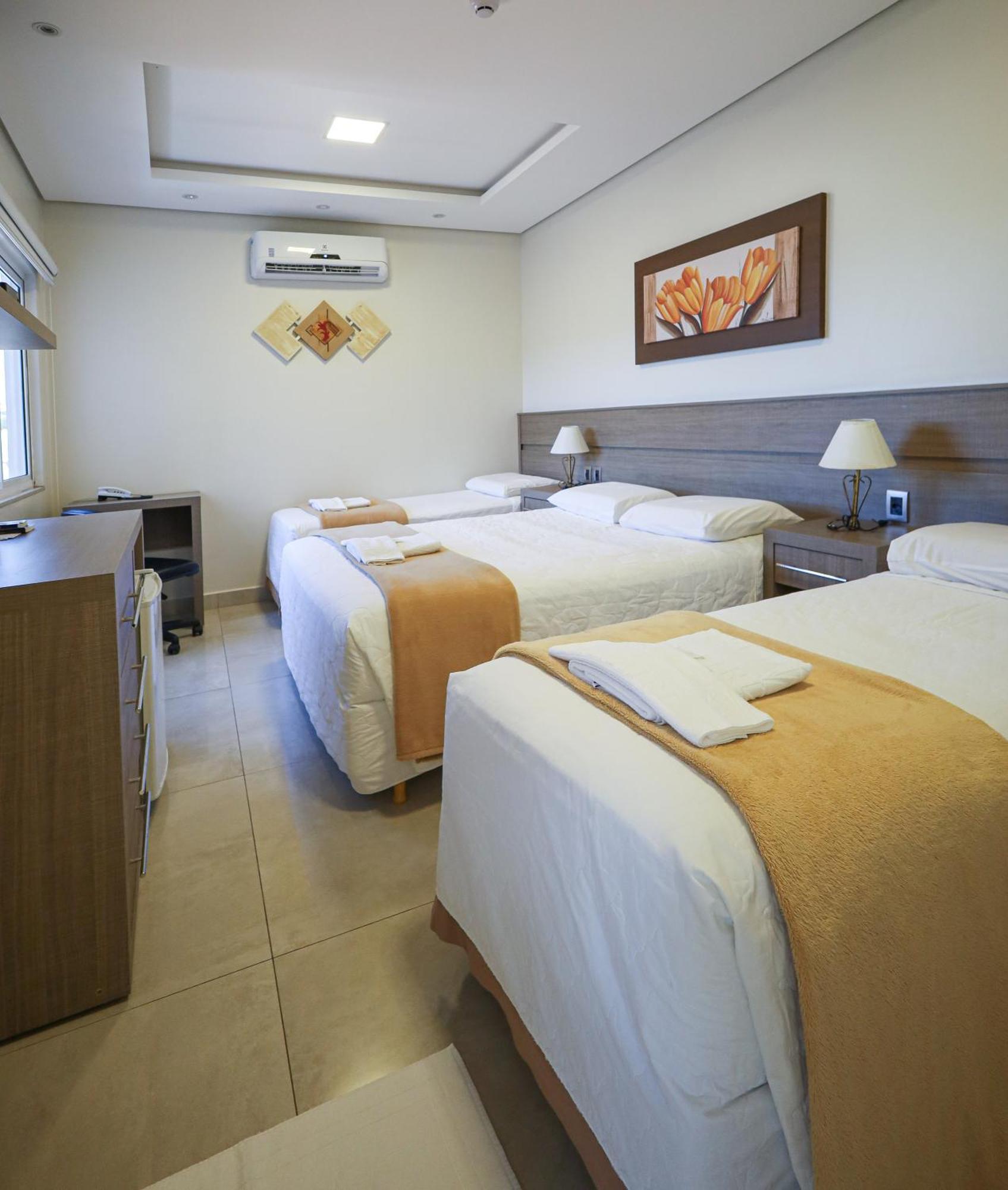 Hotel Imperatriz Telemaco Borba Luaran gambar